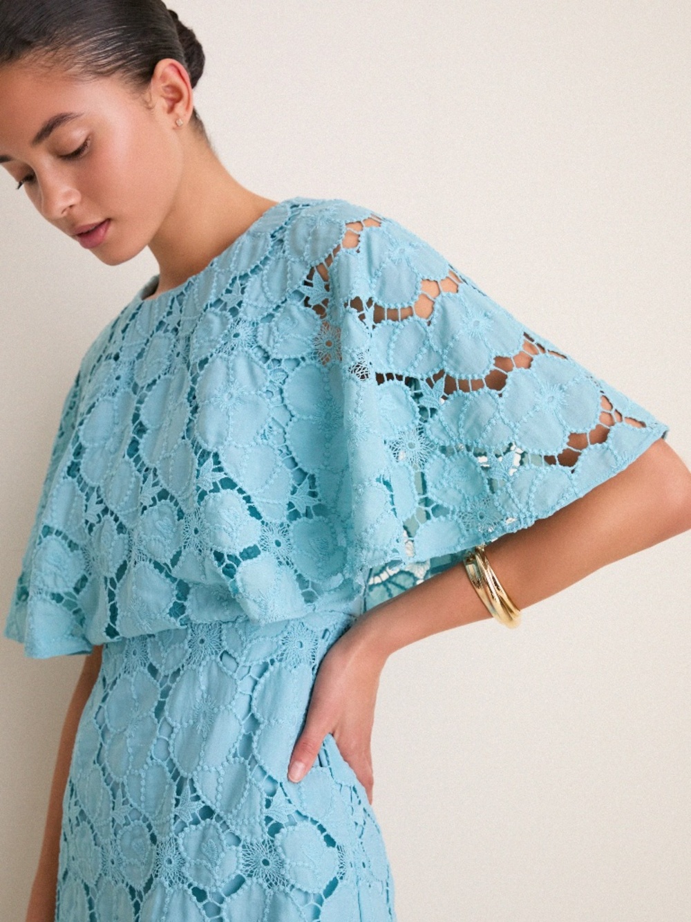 Tuckernuck Cameo Blue Eyelet Cape Leah Dress - Picture 2 of 10